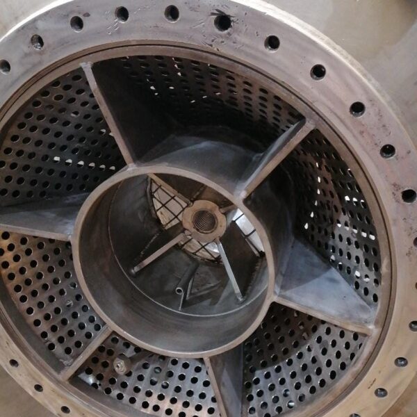 ماكينة صباغة و تجهيز